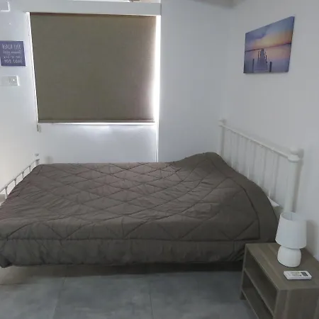 Adonis Apartment